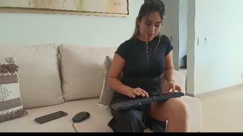 Snapshot of cloe_eevans chatting on July 3, 2026, 2:34 pm Cloe online show from July 3, 2026, 2:34 pm