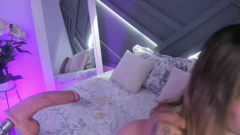 cloe_palmeer online show from November 3, 2025, 3:13 pm