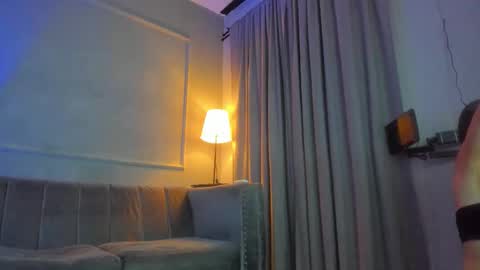 cloedurant online show from September 18, 2025, 8:44 pm