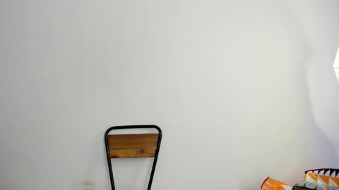 Snapshot of cloehonney chatting on February 12, 2026, 9:32 pm cloe online show from February 12, 2026, 9:32 pm