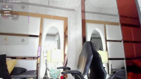 ---Cloe--- online show from March 11, 2025, 2:40 pm