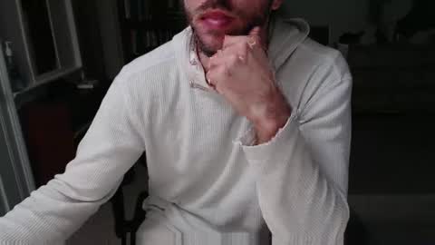 Snapshot of cloud900x chatting on January 2, 2025, 1:06 am Cloud online show from January 2, 2025, 1:06 am