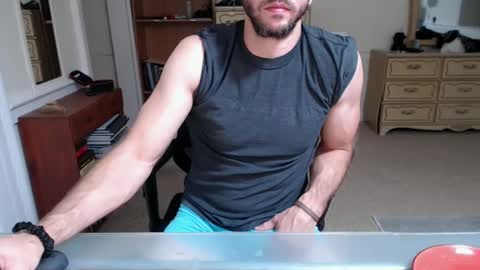 Snapshot of cloud900x chatting on September 10, 2025, 1:38 am Cloud online show from September 10, 2025, 1:38 am