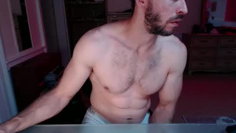 Snapshot of cloud900x chatting on September 24, 2025, 7:23 am Cloud online show from September 24, 2025, 7:23 am