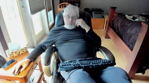 cloudalert62 online show from March 22, 2026, 5:38 pm