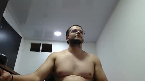 Snapshot of cloudsxxx17 chatting on September 17, 2025, 4:52 pm cloudsxxx17 online show from September 17, 2025, 4:52 pm