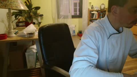 Snapshot of clouplefun chatting on February 22, 2025, 6:28 am clouplefun online show from February 22, 2025, 6:28 am