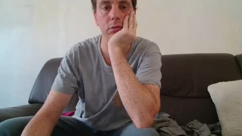 Snapshot of clouplefun chatting on September 19, 2025, 11:33 am clouplefun online show from September 19, 2025, 11:33 am