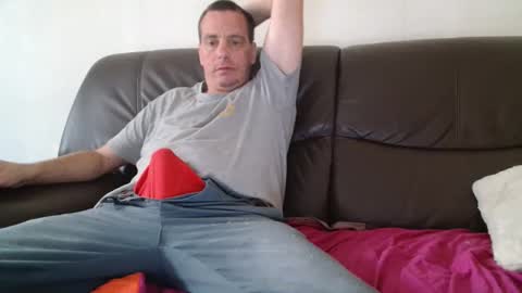 Snapshot of clouplefun chatting on September 23, 2025, 11:57 am clouplefun online show from September 23, 2025, 11:57 am