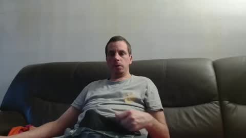 Snapshot of clouplefun chatting on October 25, 2025, 7:05 am clouplefun online show from October 25, 2025, 7:05 am