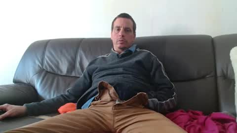 Snapshot of clouplefun chatting on October 26, 2025, 8:53 am clouplefun online show from October 26, 2025, 8:53 am