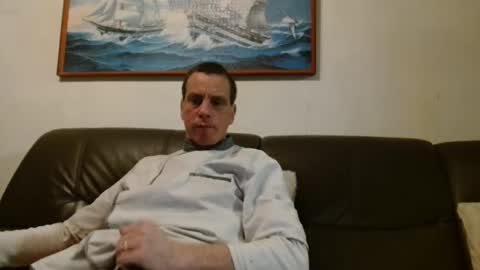 clouplefun online show from January 12, 2026, 5:23 am