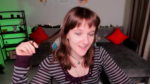  Clover  follow me  online show from January 7, 2025, 6:35 pm