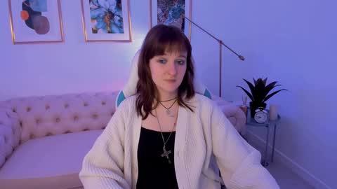  Clover  follow me  online show from January 24, 2025, 5:32 pm