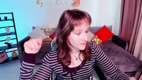  Clover  follow me  online show from March 9, 2025, 2:32 pm