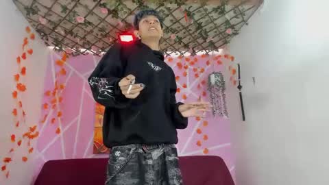 club_latinboys online show from September 29, 2025, 3:06 pm