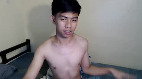 Snapshot of clyde_twinkx chatting on June 29, 2026, 10:59 am clyde_twinkx online show from June 29, 2026, 10:59 am