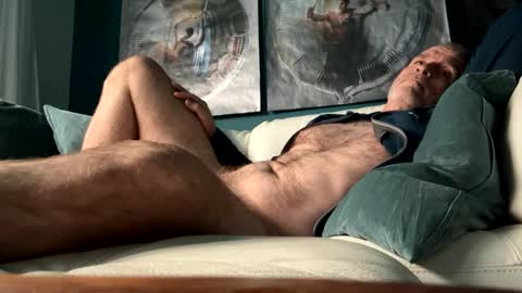 clydeninethousand online show from October 1, 2025, 1:17 pm