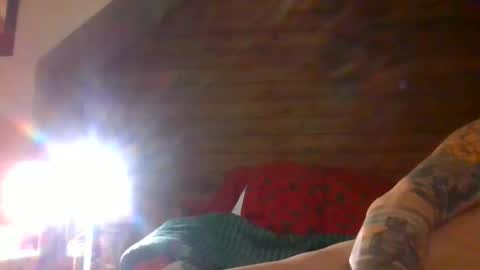 Cmoto online show from November 30, 2025, 1:53 am