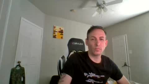 Snapshot of cmypenis chatting on January 17, 2025, 6:23 pm Master Bates online show from January 17, 2025, 6:23 pm