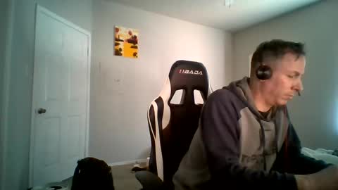 Snapshot of cmypenis chatting on February 17, 2025, 4:26 pm Master Bates online show from February 17, 2025, 4:26 pm