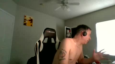 Snapshot of cmypenis chatting on March 2, 2025, 10:16 pm Master Bates online show from March 2, 2025, 10:16 pm