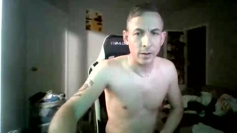 Snapshot of cmypenis chatting on October 22, 2025, 12:11 am Master Bates online show from October 22, 2025, 12:11 am