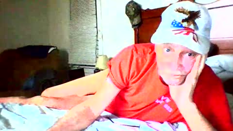 Snapshot of coby8869 chatting on April 27, 2026, 4:32 am coby8869 online show from April 27, 2026, 4:32 am