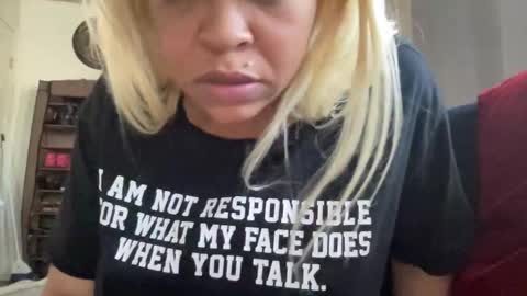 CocaNutt online show from December 1, 2025, 6:24 pm