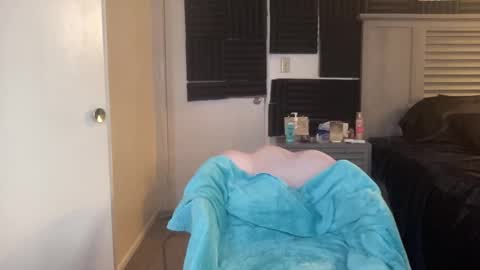 CocaNutt online show from January 10, 2026, 7:43 am