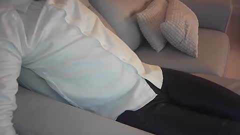 Kik Tallin22 online show from February 8, 2025, 7:27 pm