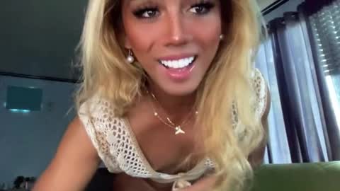 PrincessDianna IslandGirl   CUMSHOW in PVT and PASSWORDSHOW   online show from January 4, 2025, 5:27 am