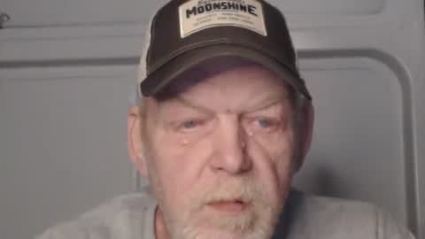 cockreadynow4u online show from December 24, 2024, 4:11 am