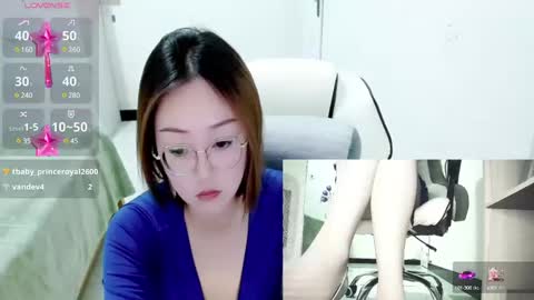 Snapshot of coco_coo chatting on February 22, 2025, 4:51 am coco online show from February 22, 2025, 4:51 am