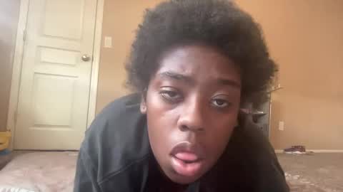 coco_dabaddest25 online show from March 12, 2025, 7:17 pm