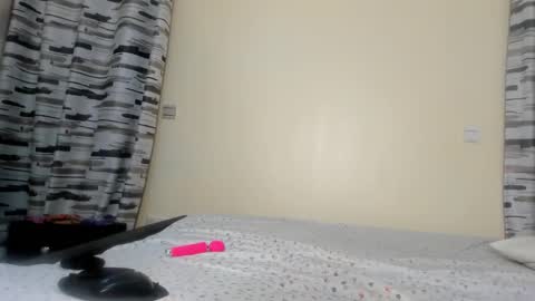 Snapshot of coco_leila chatting on January 16, 2025, 9:05 am coco_leila online show from January 16, 2025, 9:05 am