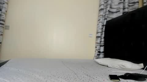 Snapshot of coco_leila chatting on January 26, 2025, 8:25 am coco_leila online show from January 26, 2025, 8:25 am