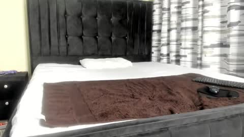 Snapshot of coco_leila chatting on February 18, 2025, 9:54 am coco_leila online show from February 18, 2025, 9:54 am