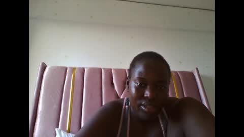 coco vixen9 online show from April 3, 2026, 2:26 pm