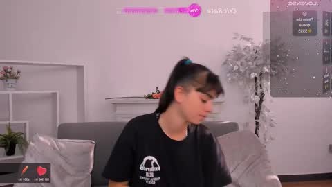 Olivia online show from September 9, 2025, 5:51 am