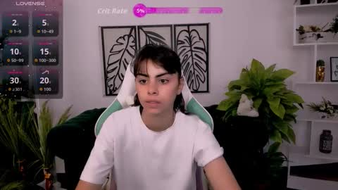 Olivia online show from September 10, 2025, 5:40 am