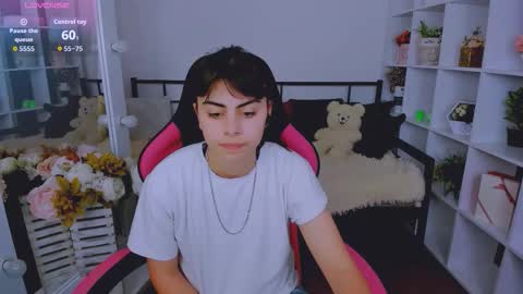 Olivia online show from November 7, 2025, 7:19 am