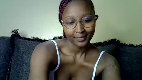Snapshot of cocobaby_ chatting on July 28, 2026, 9:03 pm Coco online show from July 28, 2026, 9:03 pm