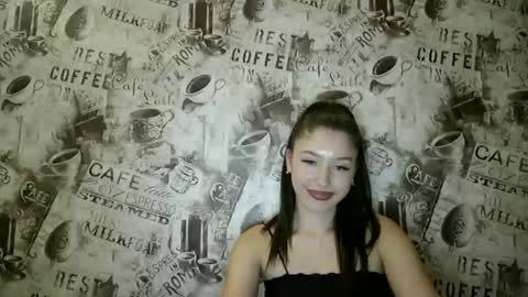 Snapshot of cocoberry1 chatting on February 24, 2025, 7:19 pm cocoberry1 online show from February 24, 2025, 7:19 pm