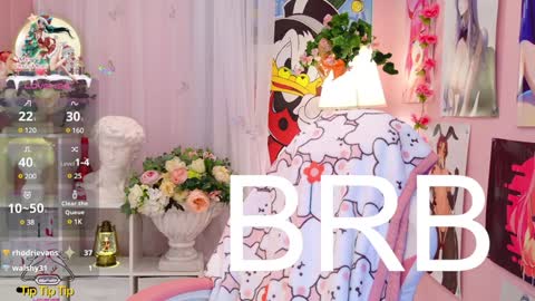 Snapshot of coconut_mia chatting on December 25, 2024, 1:31 am Mia online show from December 25, 2024, 1:31 am