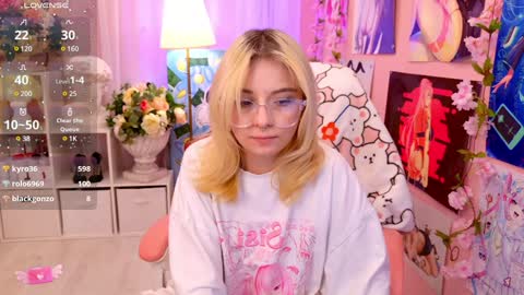 Snapshot of coconut_mia chatting on January 19, 2025, 3:18 am Mia online show from January 19, 2025, 3:18 am