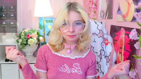 Snapshot of coconut_mia chatting on January 21, 2025, 9:04 pm Mia online show from January 21, 2025, 9:04 pm