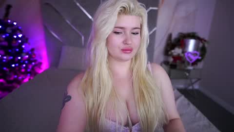 onlyfans amyleyy online show from December 24, 2024, 7:28 am