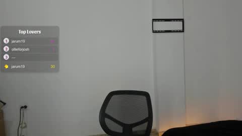 Snapshot of cody_evanss chatting on September 18, 2025, 1:40 am cody online show from September 18, 2025, 1:40 am