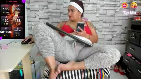 laurita online show from January 6, 2026, 2:15 am